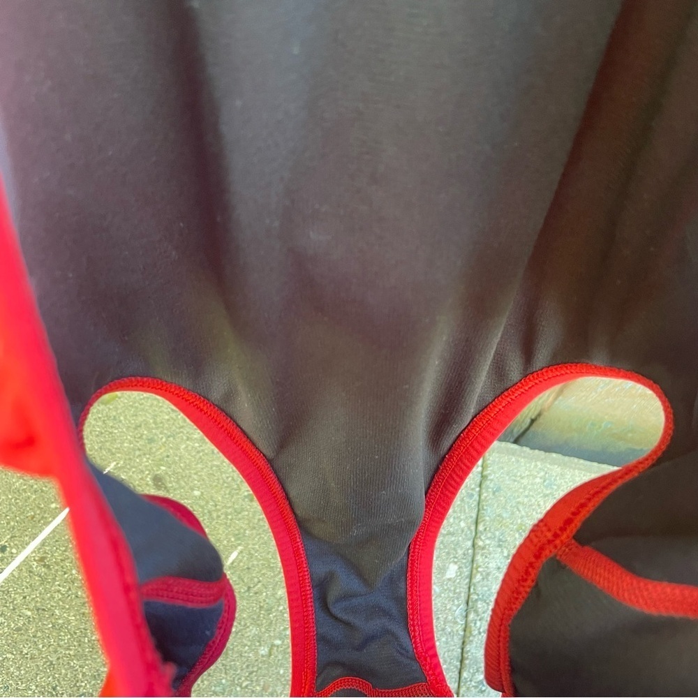 NIKE Hydrastrong Women’s Red One-Piece RacerBack Team Swimsuit Size 6 - Picture 9 of 12